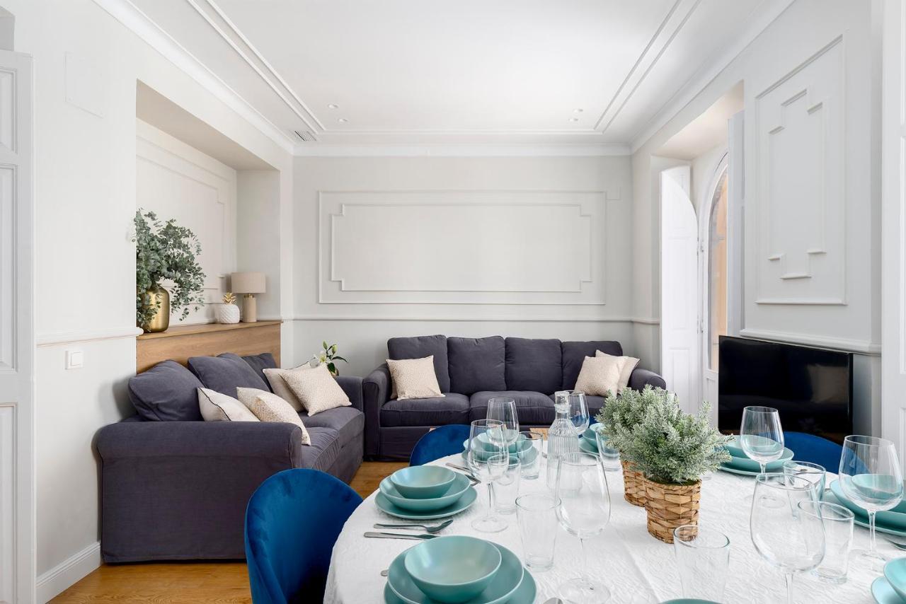 Apartamento Plaza De La Merced 4 *
